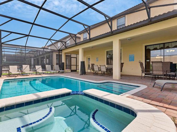 1485 Rolling Fairway Drive Davenport