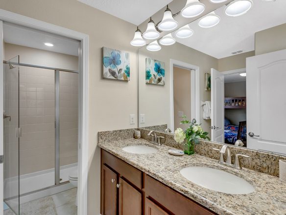 1485 Rolling Fairway Drive Davenport