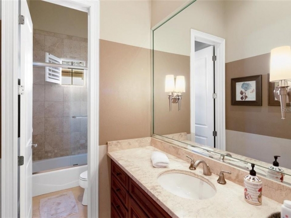 6435 Lake Burden View Drive Windermere