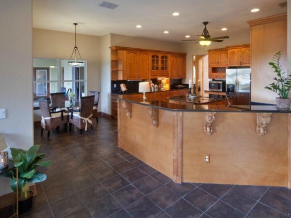 12866 Lake Sawyer Ln Windermere