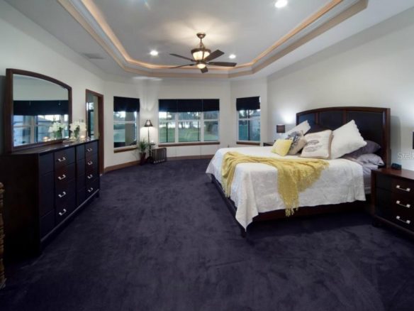 12866 Lake Sawyer Ln Windermere