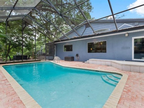 1590 Druid Road Maitland