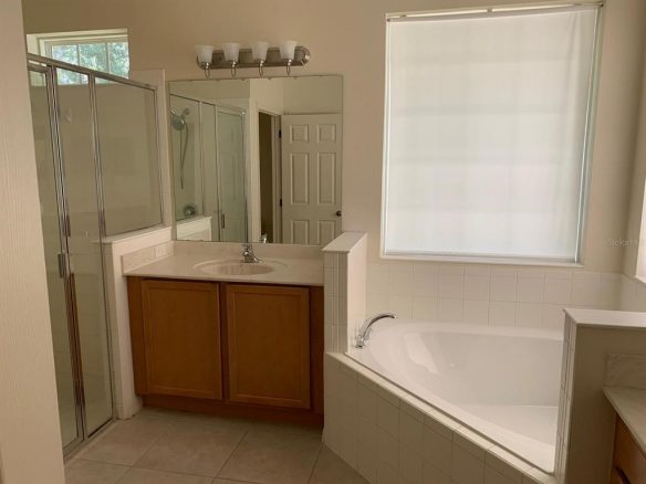 8492 Northlake Parkway Orlando