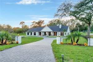 107 AMBERWOOD Court LONGWOOD, FL
