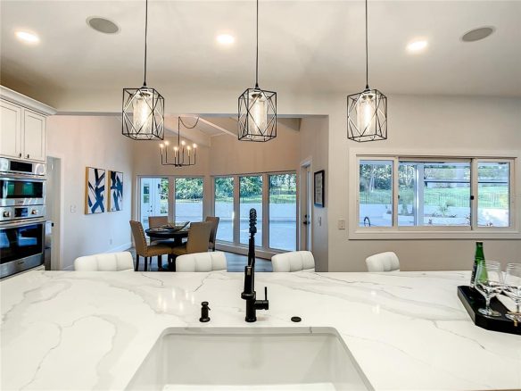 107 AMBERWOOD Court LONGWOOD, FL