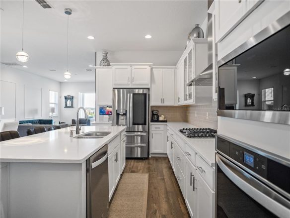 15735 VETTA Drive MONTVERDE