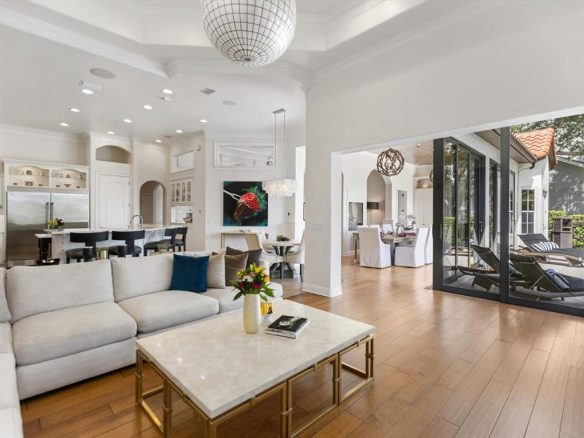6215 BLAKEFORD Drive WINDERMERE, FL