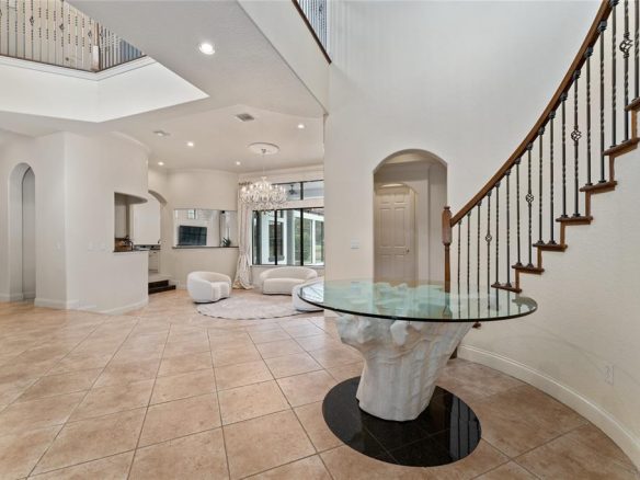 6221 BLAKEFORD Drive WINDERMERE, FL