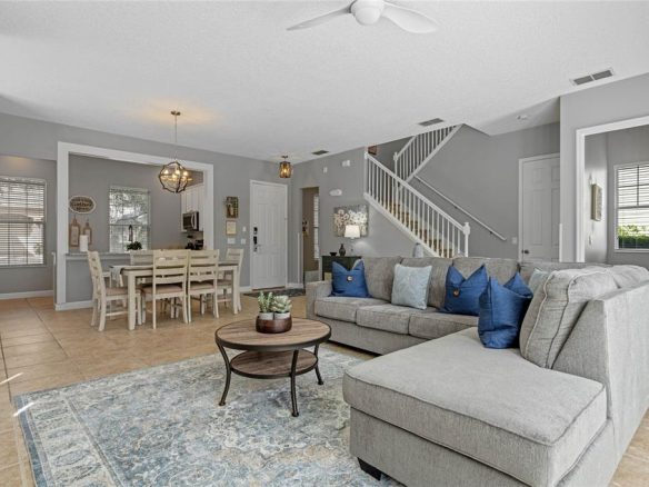 7492 GATHERING Drive REUNION, Florida